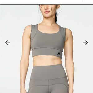 Forme Posture Power Bra - NWT Size Medium Gray Grey Stone